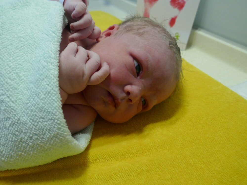 Neugeborenes Emilia Lilly