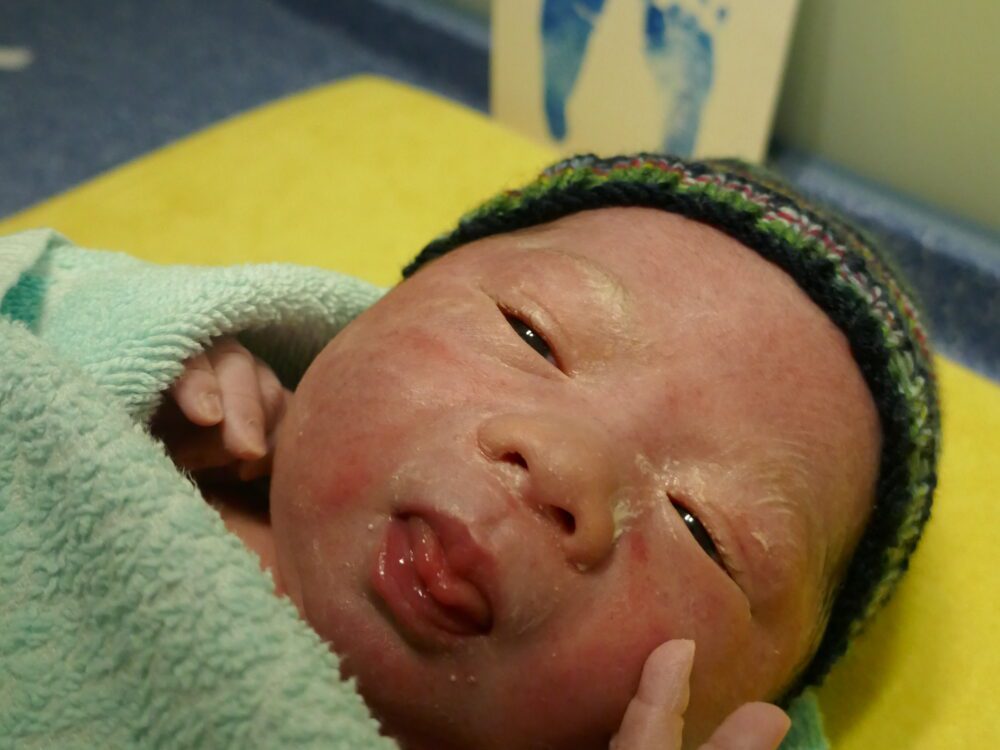 Neugeborenes Mu Yuan