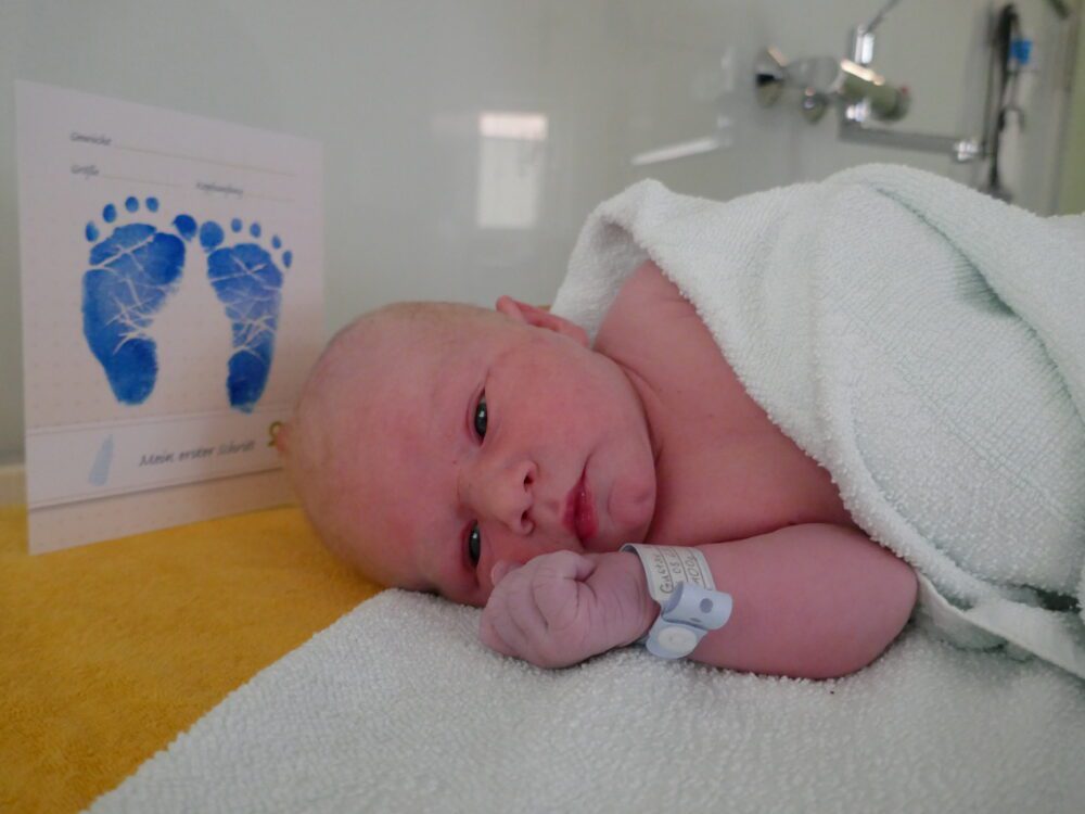 Neugeborenes Gustav Jonathan Laurentius