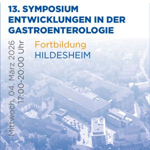 Werbegrafik für das 13. Gastroenterologie-Symposium mit Fortbildung Hildesheim und Veranstaltungshinweisen vor einem Stadthintergrund. Besuchen Sie das Symposium am 4. März 2026 von 17:00-20:00 Uhr.